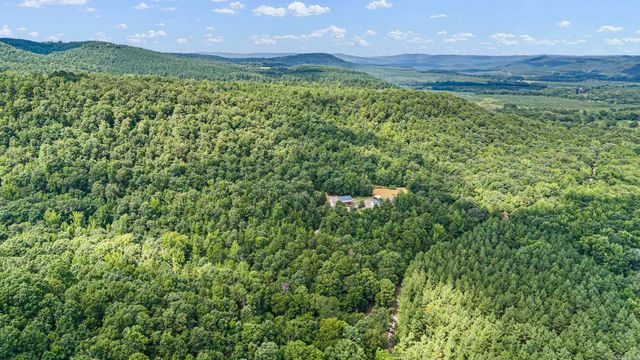 2404 Ross Mountain Road, Lamar, AR 72846