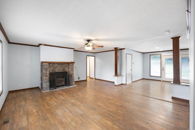 2404 Ross Mountain Road, Lamar, AR 72846