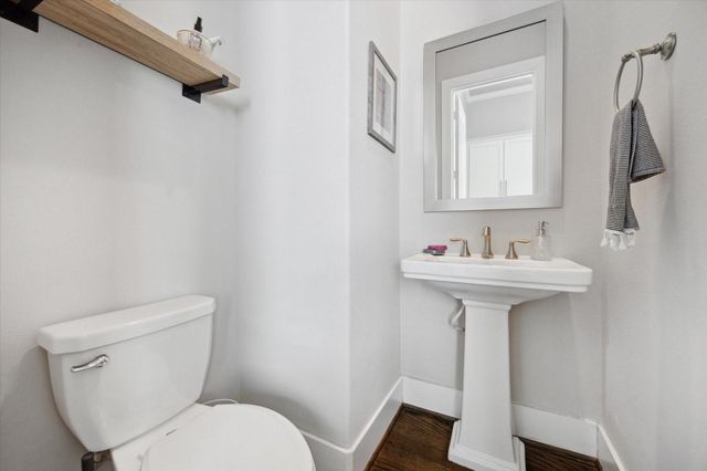 5623 Kansas Street C, Houston, TX 77007