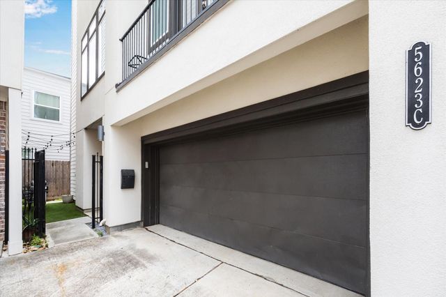 5623 Kansas Street C, Houston, TX 77007