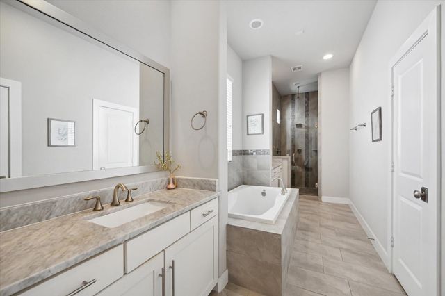 5623 Kansas Street C, Houston, TX 77007