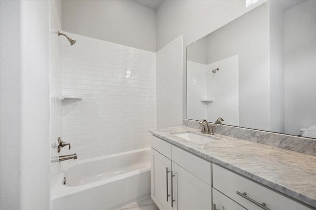 5623 Kansas Street C, Houston, TX 77007
