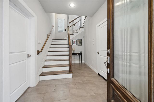 5623 Kansas Street C, Houston, TX 77007