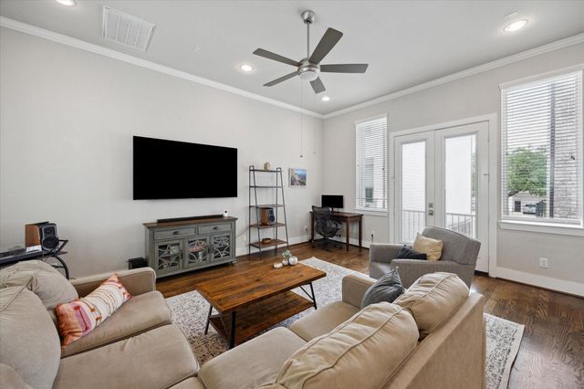 5623 Kansas Street C, Houston, TX 77007