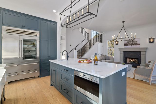 7499 Highway 238, Jacksonville, OR 97530