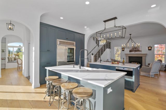 7499 Highway 238, Jacksonville, OR 97530