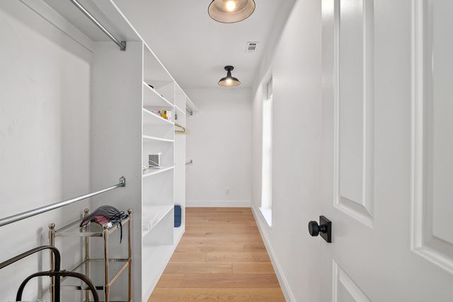 7499 Highway 238, Jacksonville, OR 97530