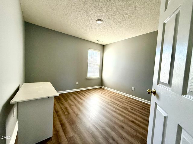 316 Valley Glen Drive, Morrisville, NC 27560