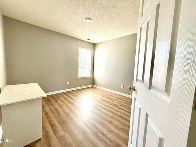 316 Valley Glen Drive, Morrisville, NC 27560