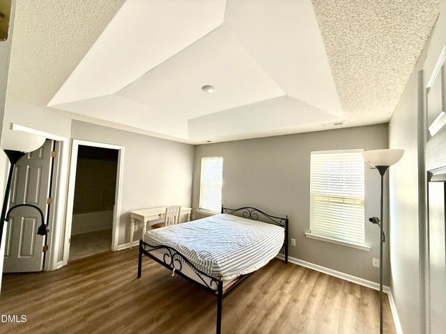 316 Valley Glen Drive, Morrisville, NC 27560