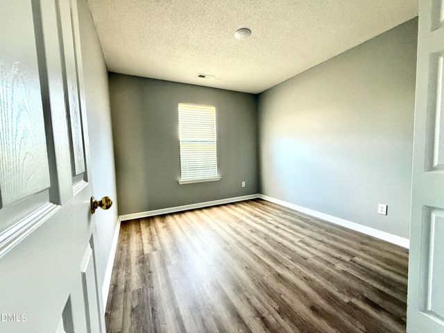 316 Valley Glen Drive, Morrisville, NC 27560