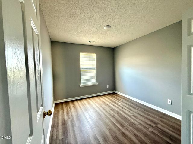 316 Valley Glen Drive, Morrisville, NC 27560