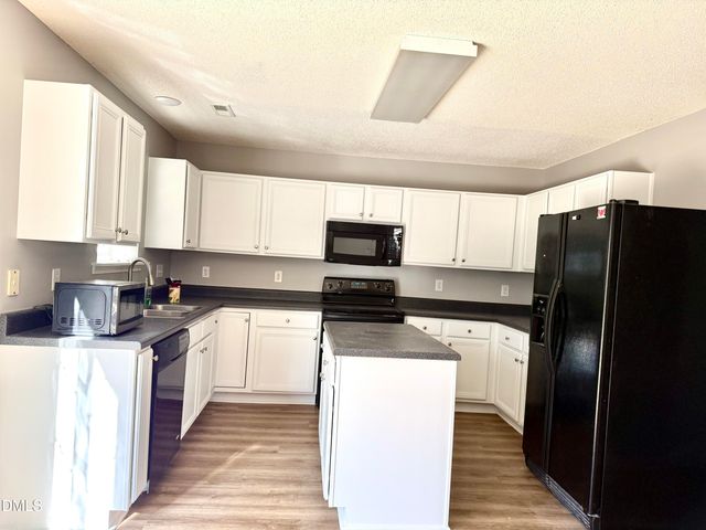 316 Valley Glen Drive, Morrisville, NC 27560