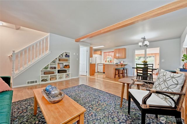 3423 S 368th Place, Auburn, WA 98001