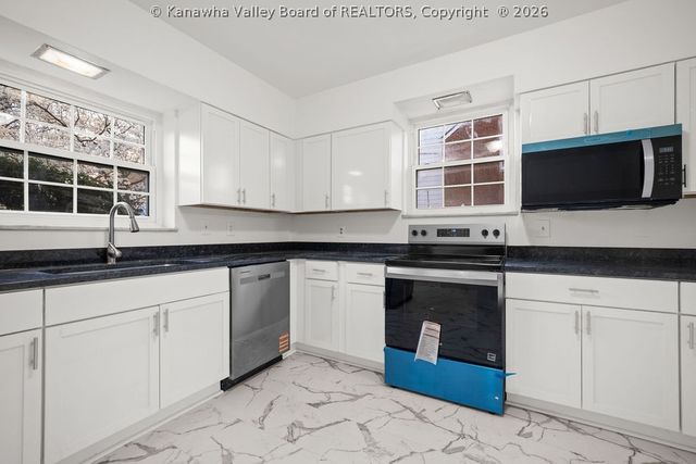 4803 Virginia Avenue, Charleston, WV 25304