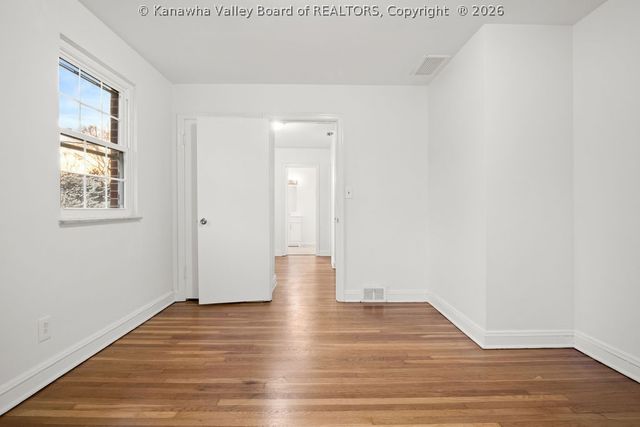 4803 Virginia Avenue, Charleston, WV 25304