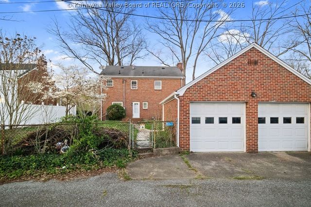 4803 Virginia Avenue, Charleston, WV 25304