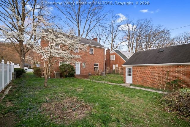 4803 Virginia Avenue, Charleston, WV 25304