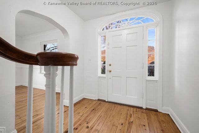 4803 Virginia Avenue, Charleston, WV 25304
