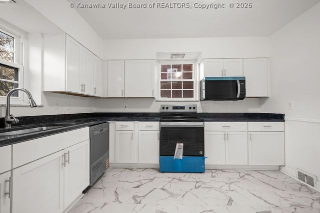 4803 Virginia Avenue, Charleston, WV 25304