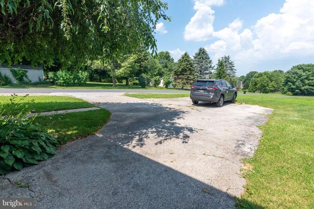 640 BOLLINGER RD, Littlestown, PA 17340