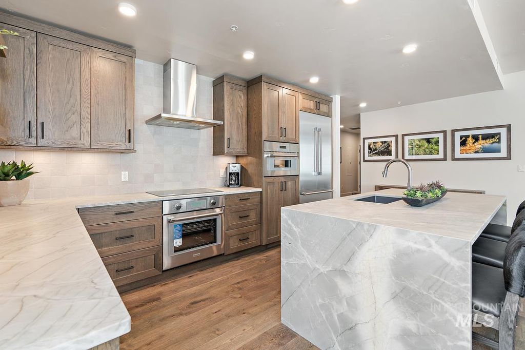 700 Village Drive 205, Donnelly, ID 83615 photo 9