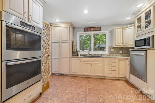 2701 Cedar Trail Lane, Wingate, NC 28174