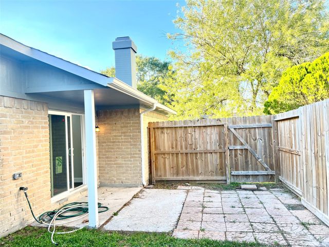 20130 Misty Pines Drive, Humble, TX 77346