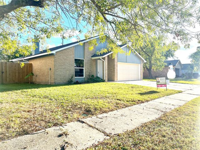 20130 Misty Pines Drive, Humble, TX 77346