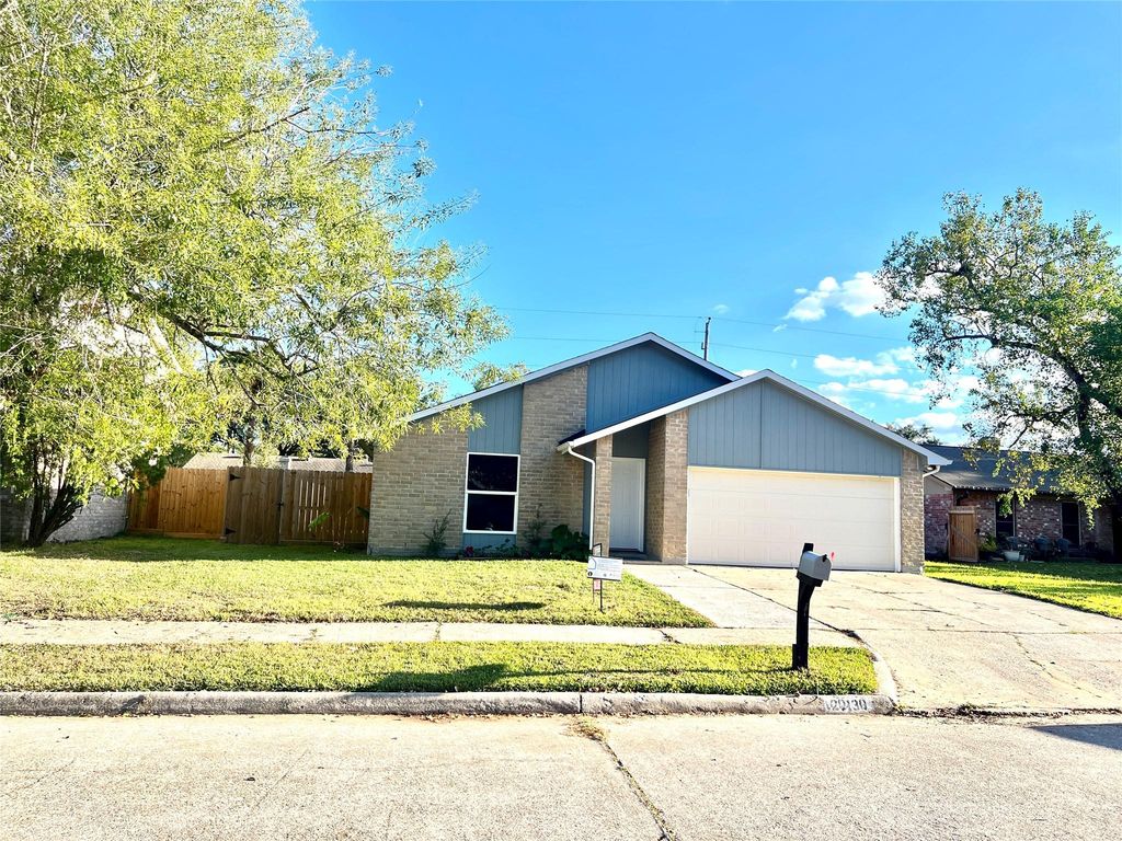 20130 Misty Pines Drive, Humble, TX 77346