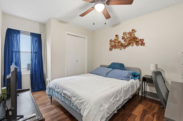 2824 Wilcrest DR, Austin, TX 78748