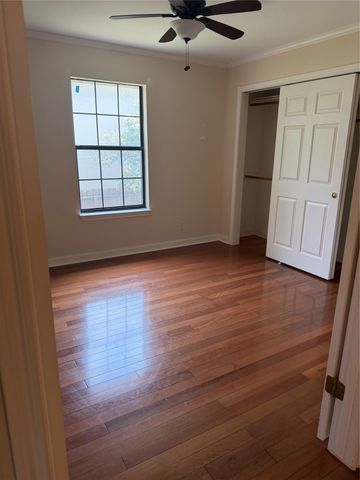 611 Rolling Green DR, Lakeway, TX 78734