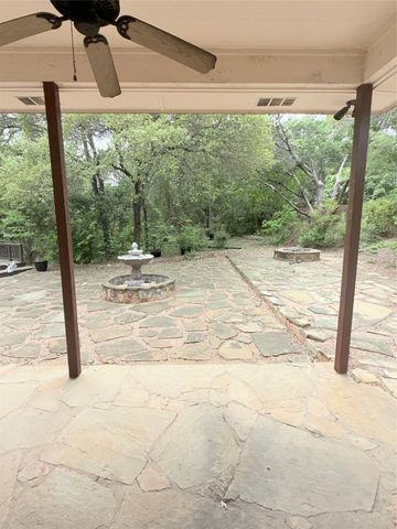 611 Rolling Green DR, Lakeway, TX 78734