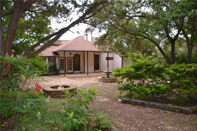 611 Rolling Green DR, Lakeway, TX 78734