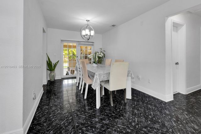 15725 SW 102nd Pl, Miami, FL 33157