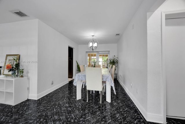 15725 SW 102nd Pl, Miami, FL 33157