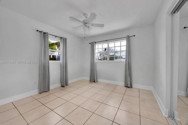 15725 SW 102nd Pl, Miami, FL 33157