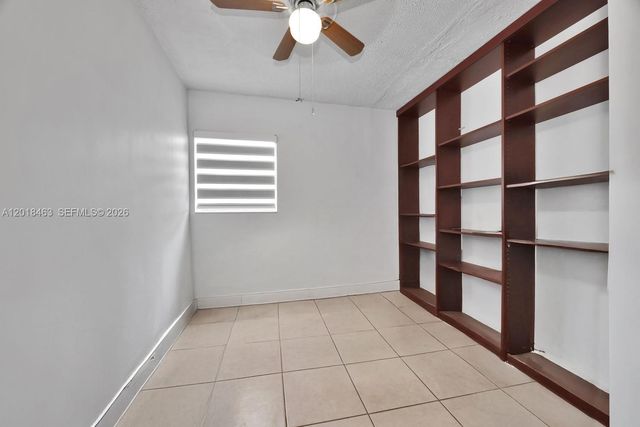 15725 SW 102nd Pl, Miami, FL 33157