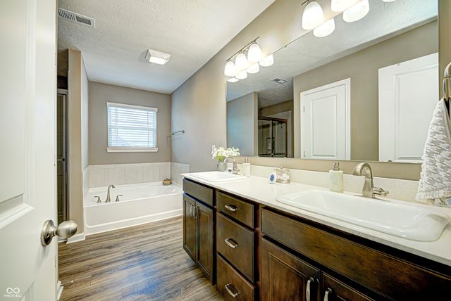 1728 Gordon Drive, Greenwood, IN 46143