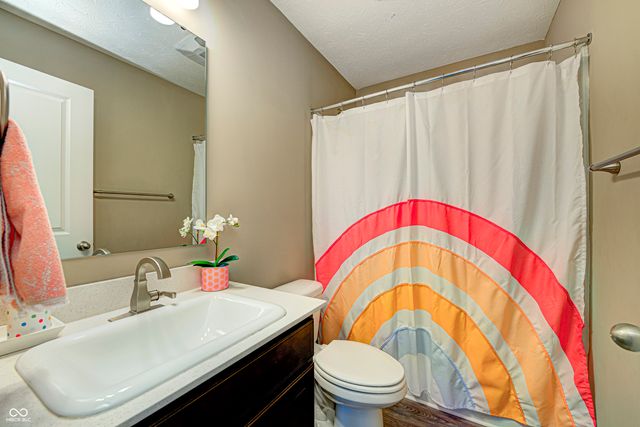 1728 Gordon Drive, Greenwood, IN 46143