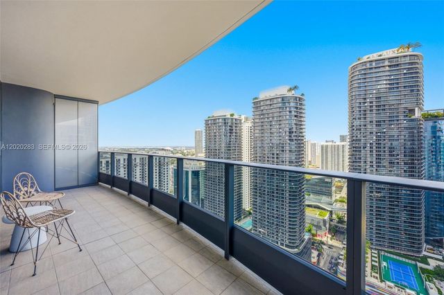1000 Brickell Plz 4014, Miami, FL 33131
