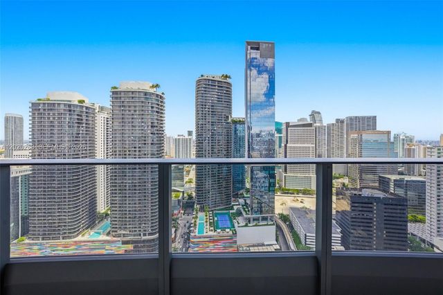 1000 Brickell Plz 4014, Miami, FL 33131