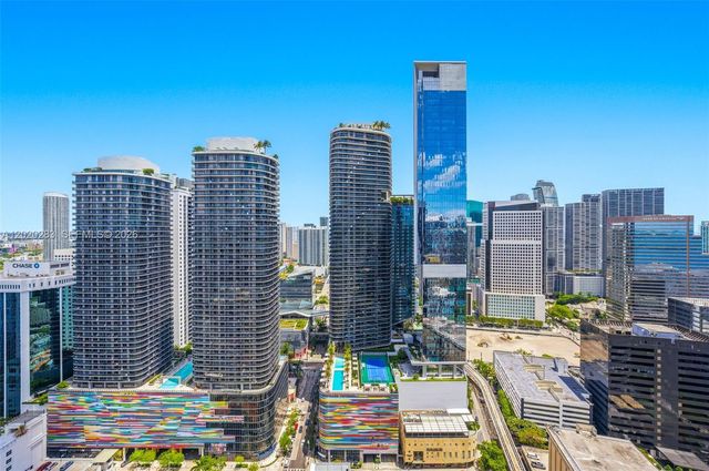 1000 Brickell Plz 4014, Miami, FL 33131