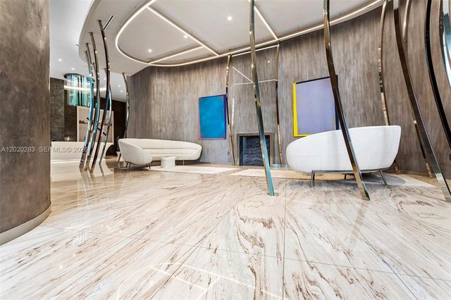 1000 Brickell Plz 4014, Miami, FL 33131
