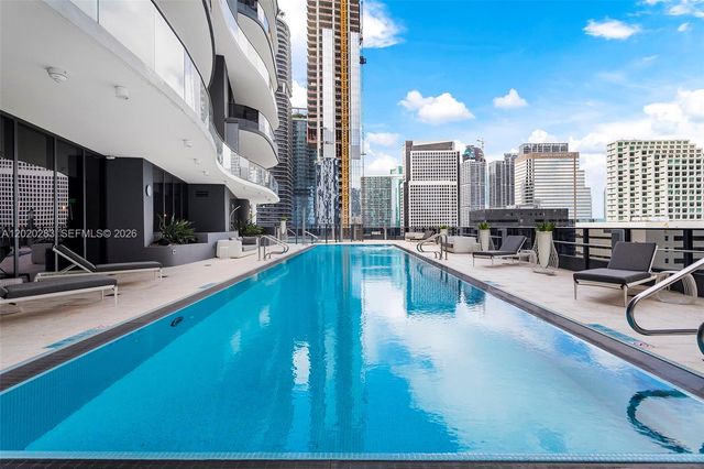 1000 Brickell Plz 4014, Miami, FL 33131