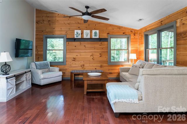 4035 Bald Creek Road, Clyde, NC 28721