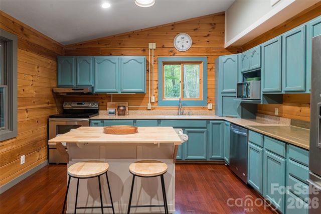 4035 Bald Creek Road, Clyde, NC 28721
