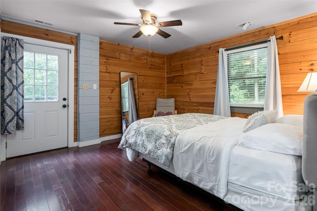4035 Bald Creek Road, Clyde, NC 28721