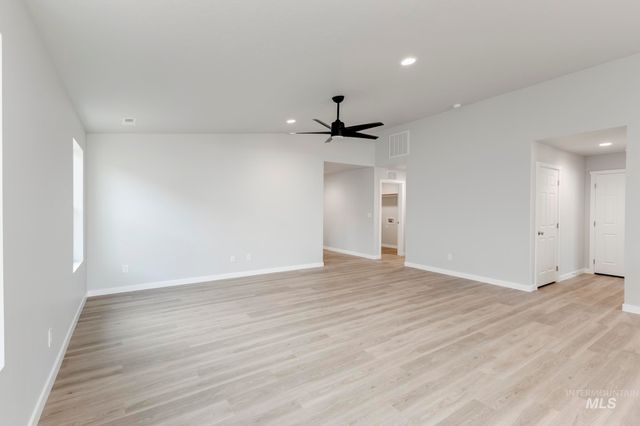 2461 W Red Jasper Dr, Kuna, ID 83634