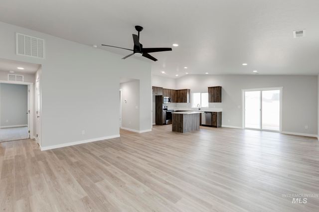 2461 W Red Jasper Dr, Kuna, ID 83634